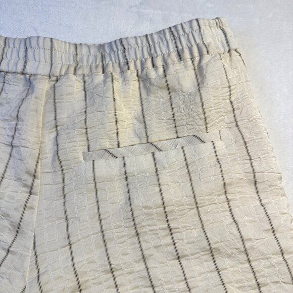 Zara Women’s Wrinkle Effect Striped Shorts Size Small Light Airy Bohocore - Picture 13 of 14